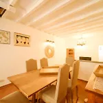 Borgo Pio By Buddyrent Apartman