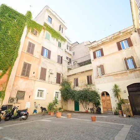 Borgo Pio By Buddyrent