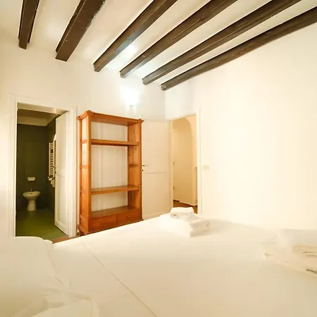 Borgo Pio By Buddyrent Rome